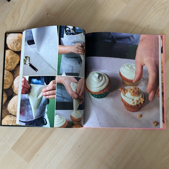 All about cake by Christina Tosi - Picture 2 of 4